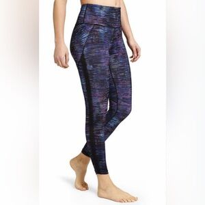 NWOT Athleta HR Interstellar Mesh 7/8 Tight Sz XS